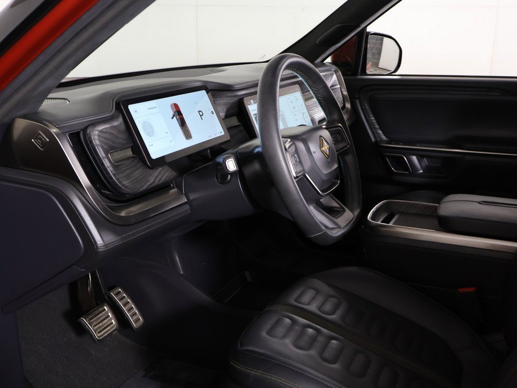 Used 2022 Rivian R1T Adventure image 26