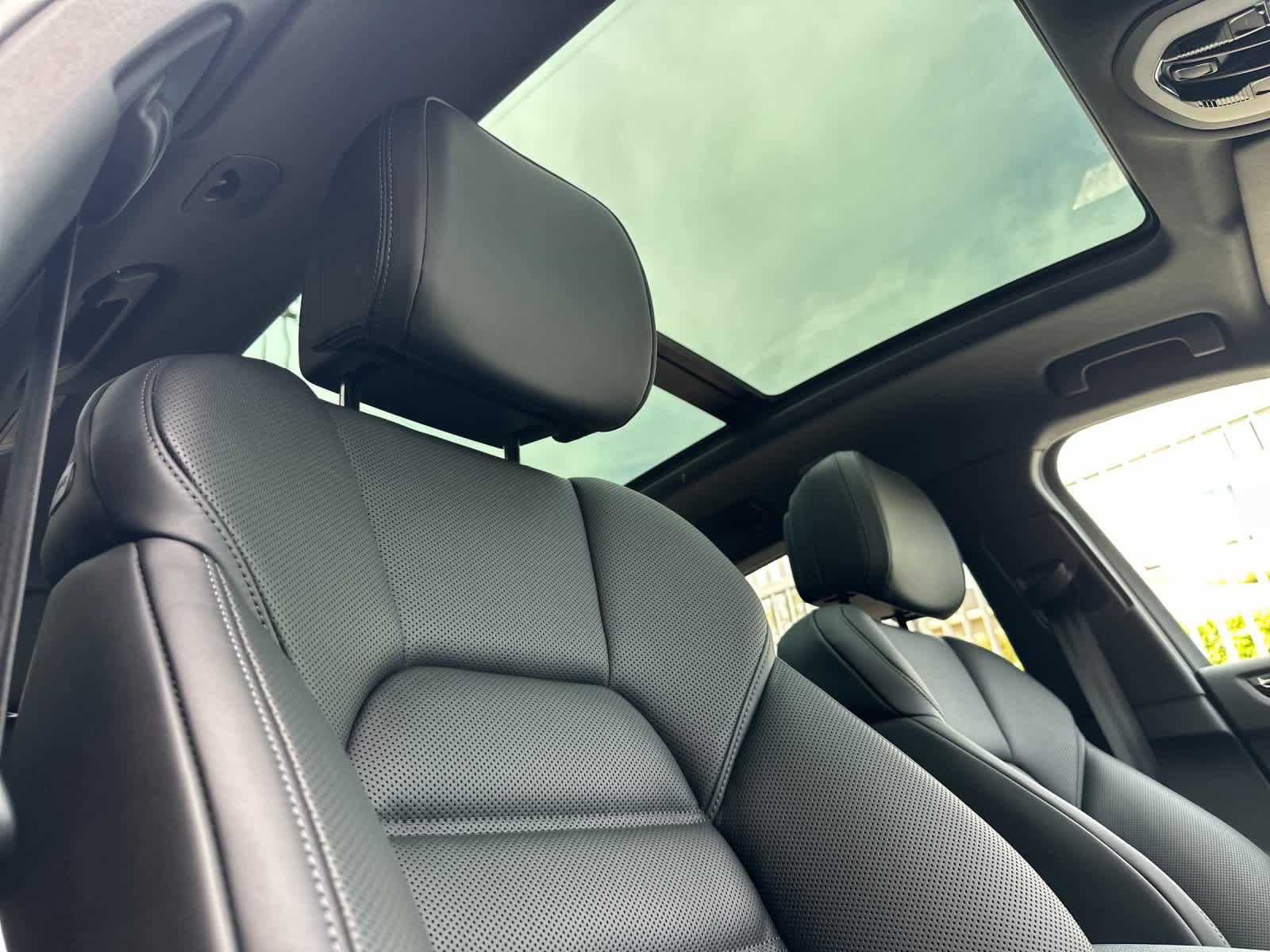 New 2026 Porsche Macan S AWD/4WD image 18