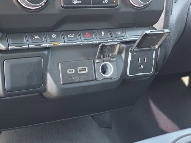 Used 2023 Chevrolet Silverado 1500 Custom w/ LPO, Dark Essentials Package image 19