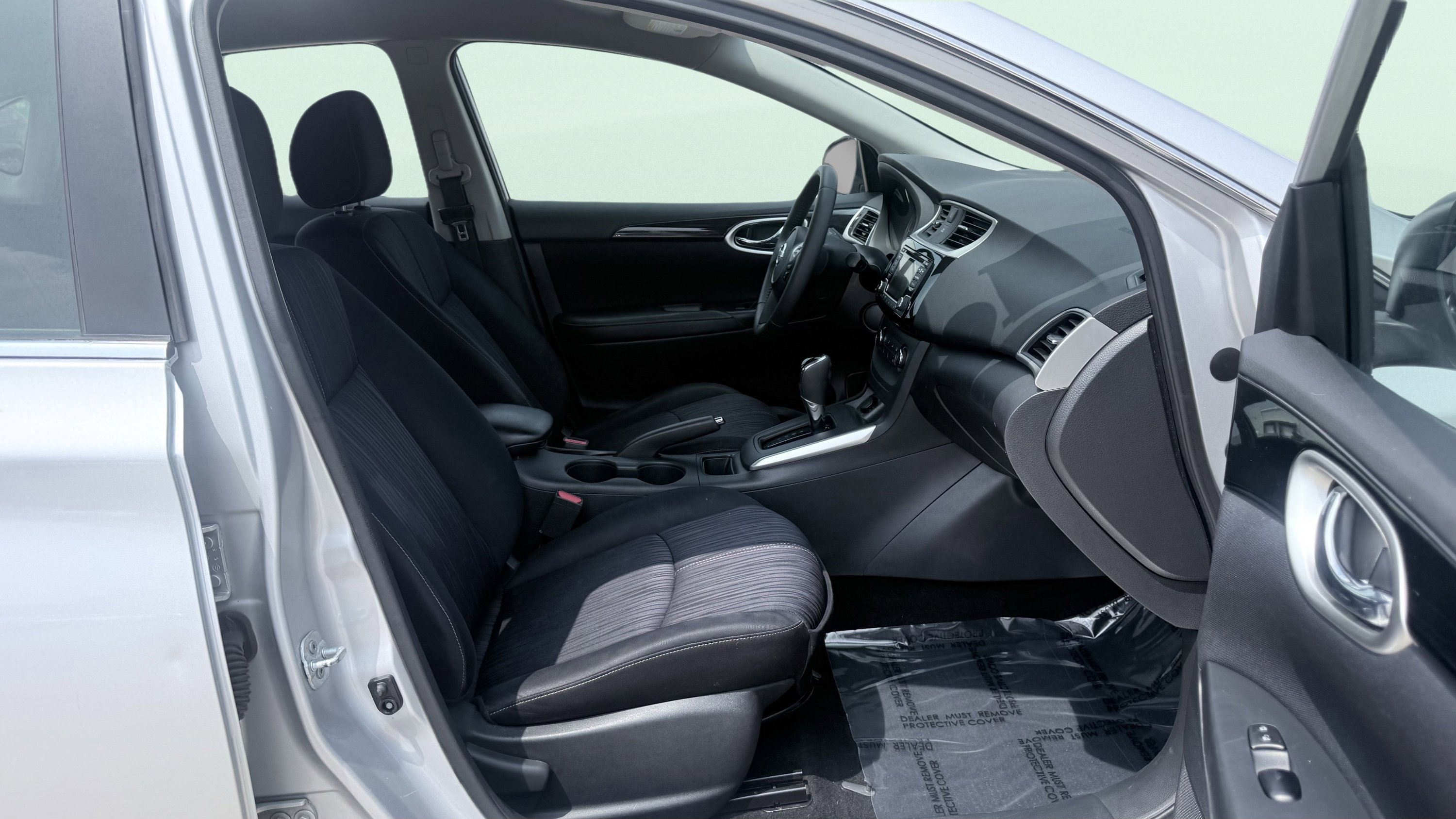 Used 2017 Nissan Sentra SV FWD image 35