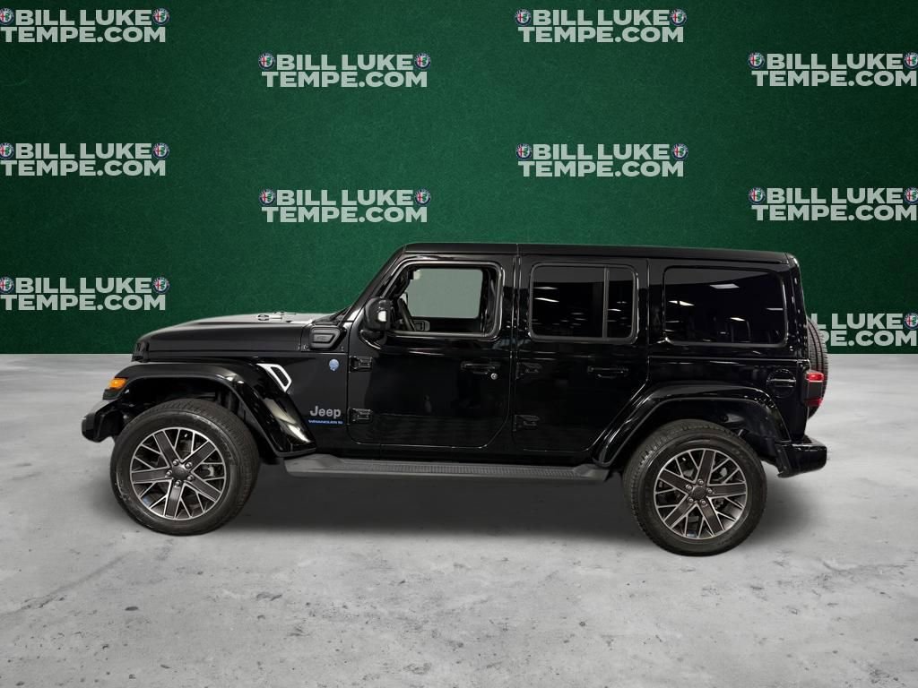 Used 2023 Jeep Wrangler Unlimited Sahara image 9
