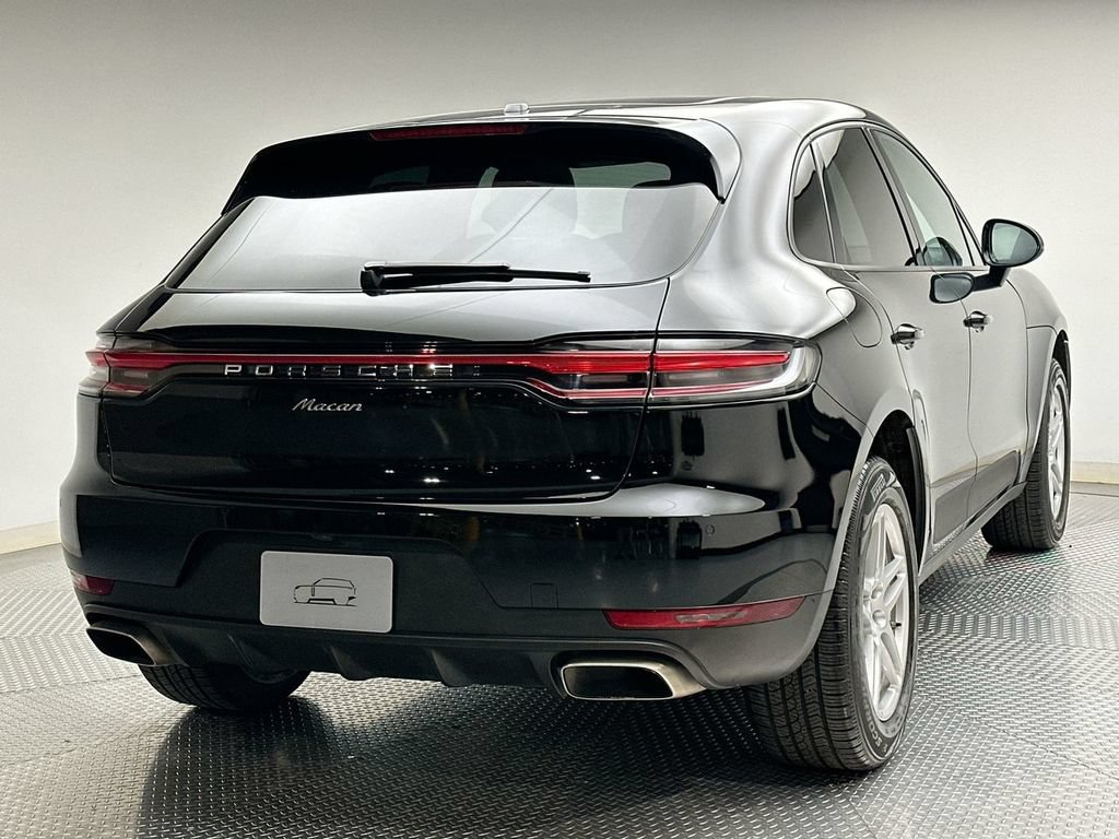 Used 2021 Porsche Macan w/ Driver Memory Package AWD/4WD image 3