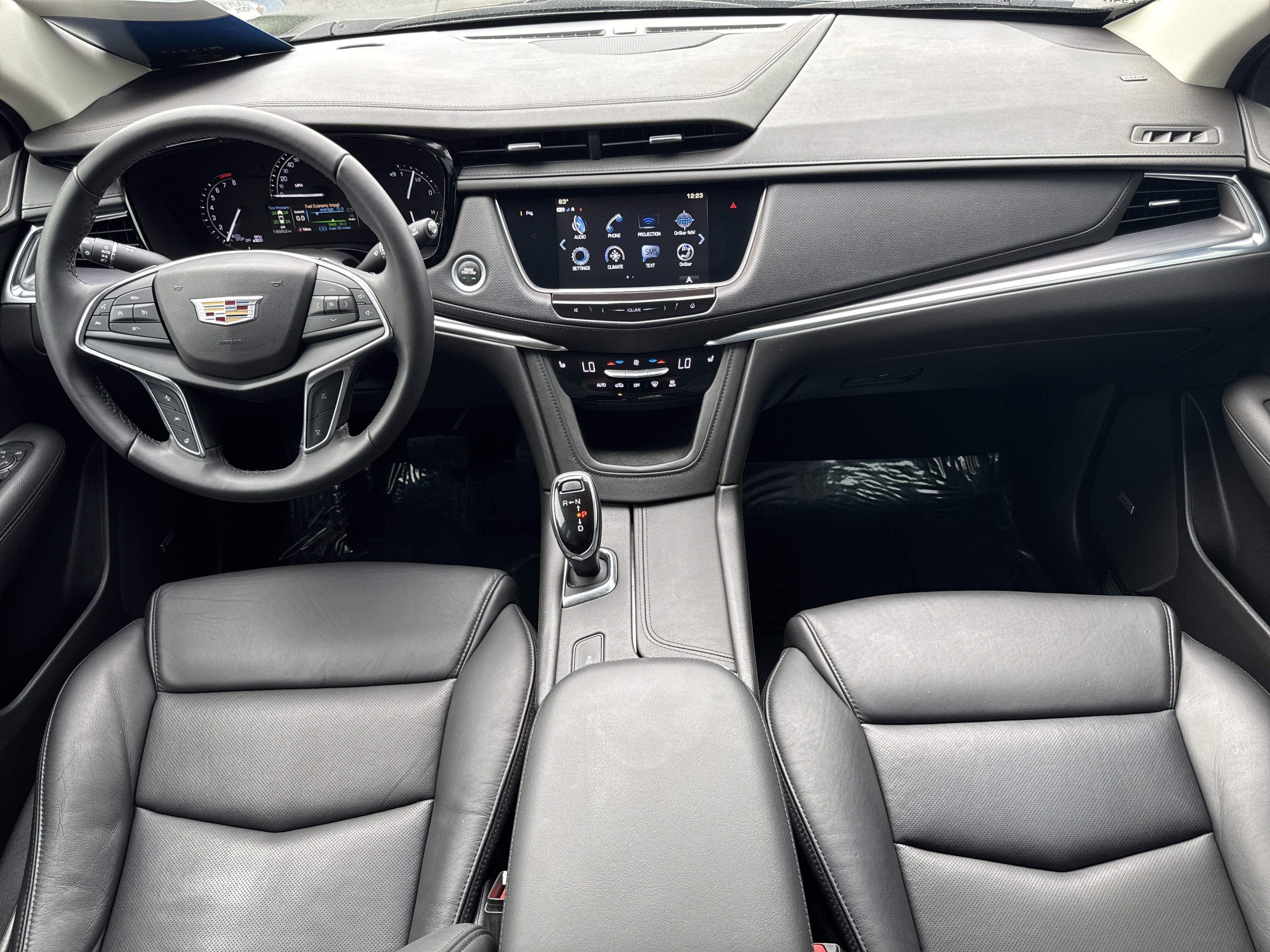 Used 2018 Cadillac XT5 Luxury w/ Driver Awareness Package FWD image 13