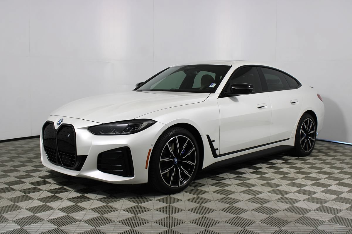 Used 2024 BMW i4 eDrive40 w/ M Sport Package RWD image 3