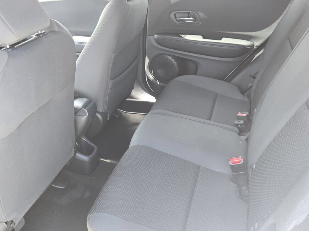Certified 2021 Honda HR-V Sport image 12