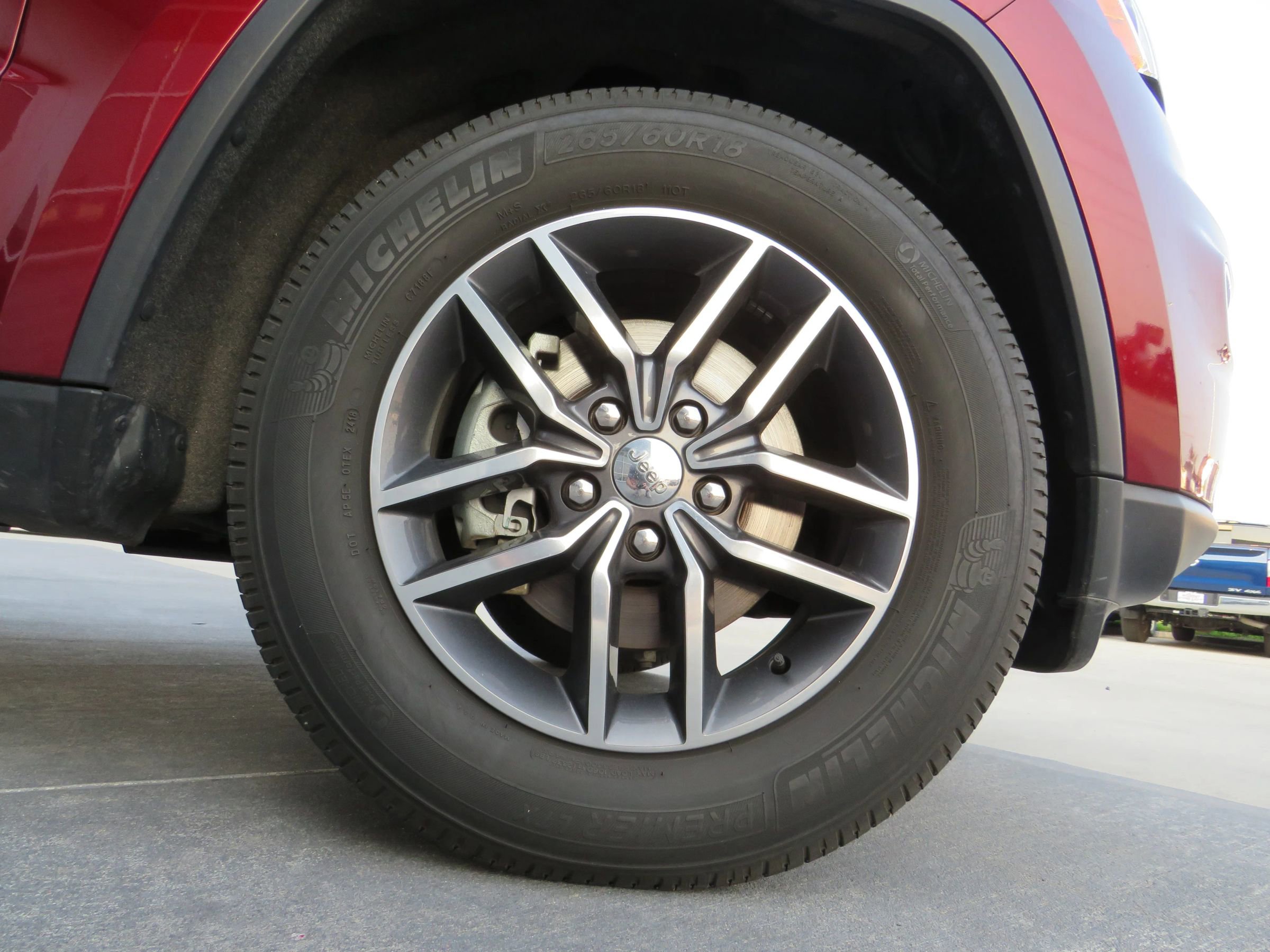 Used 2018 Jeep Grand Cherokee Limited image 52