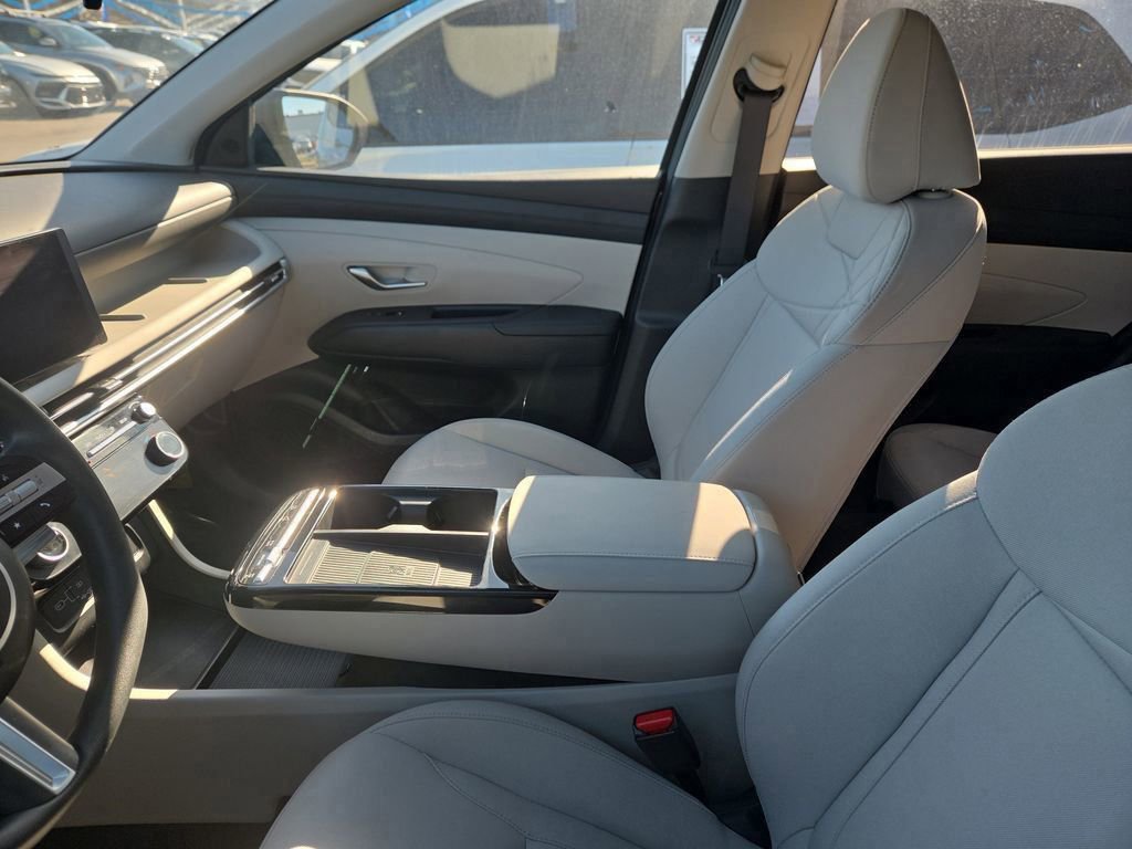 Used 2025 Hyundai Tucson Blue image 12