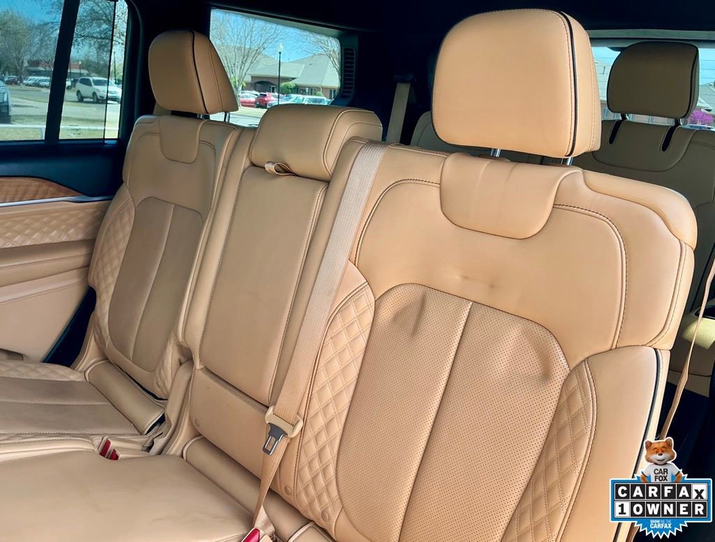 Used 2024 Jeep Grand Cherokee L Summit AWD/4WD image 29