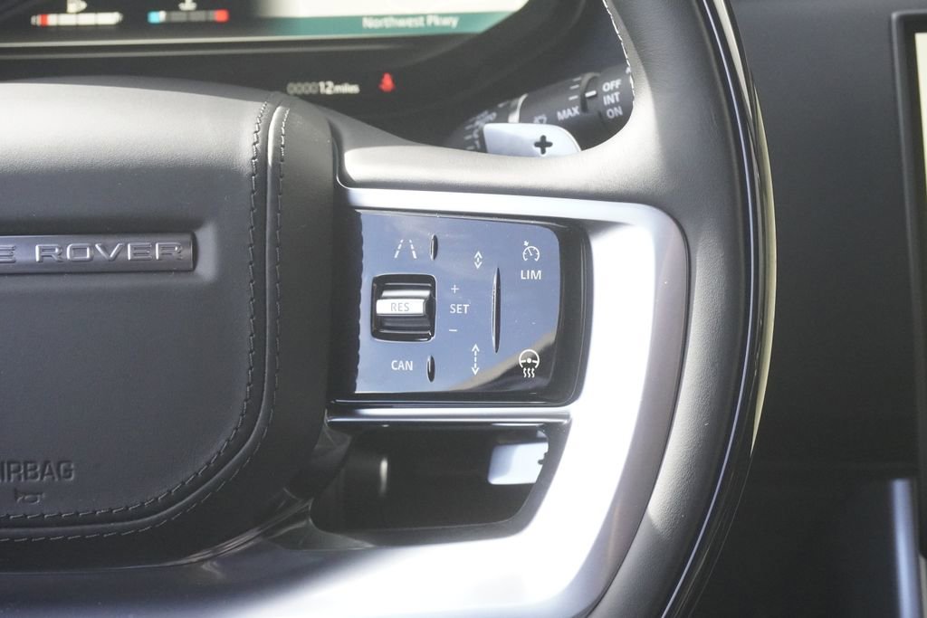 New 2026 Land Rover Range Rover Long Wheelbase SE image 13