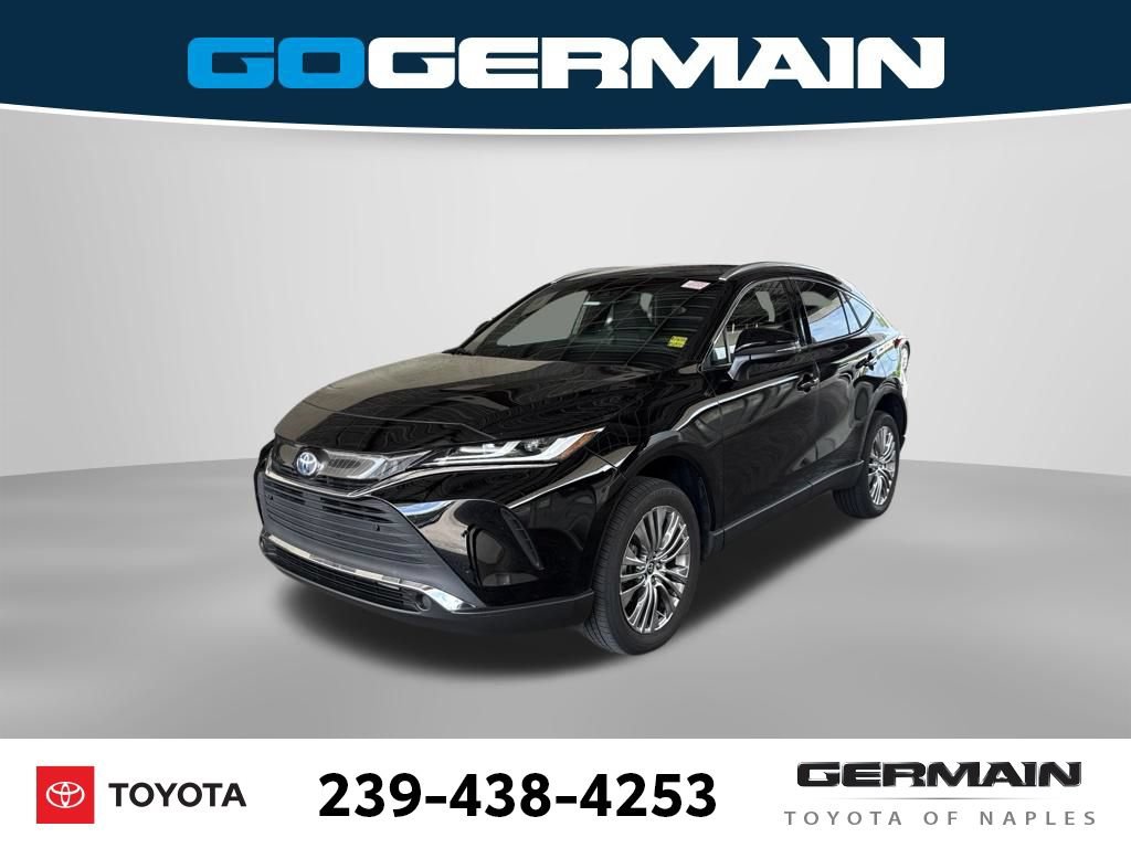 Used 2022 Toyota Venza XLE AWD/4WD image 1