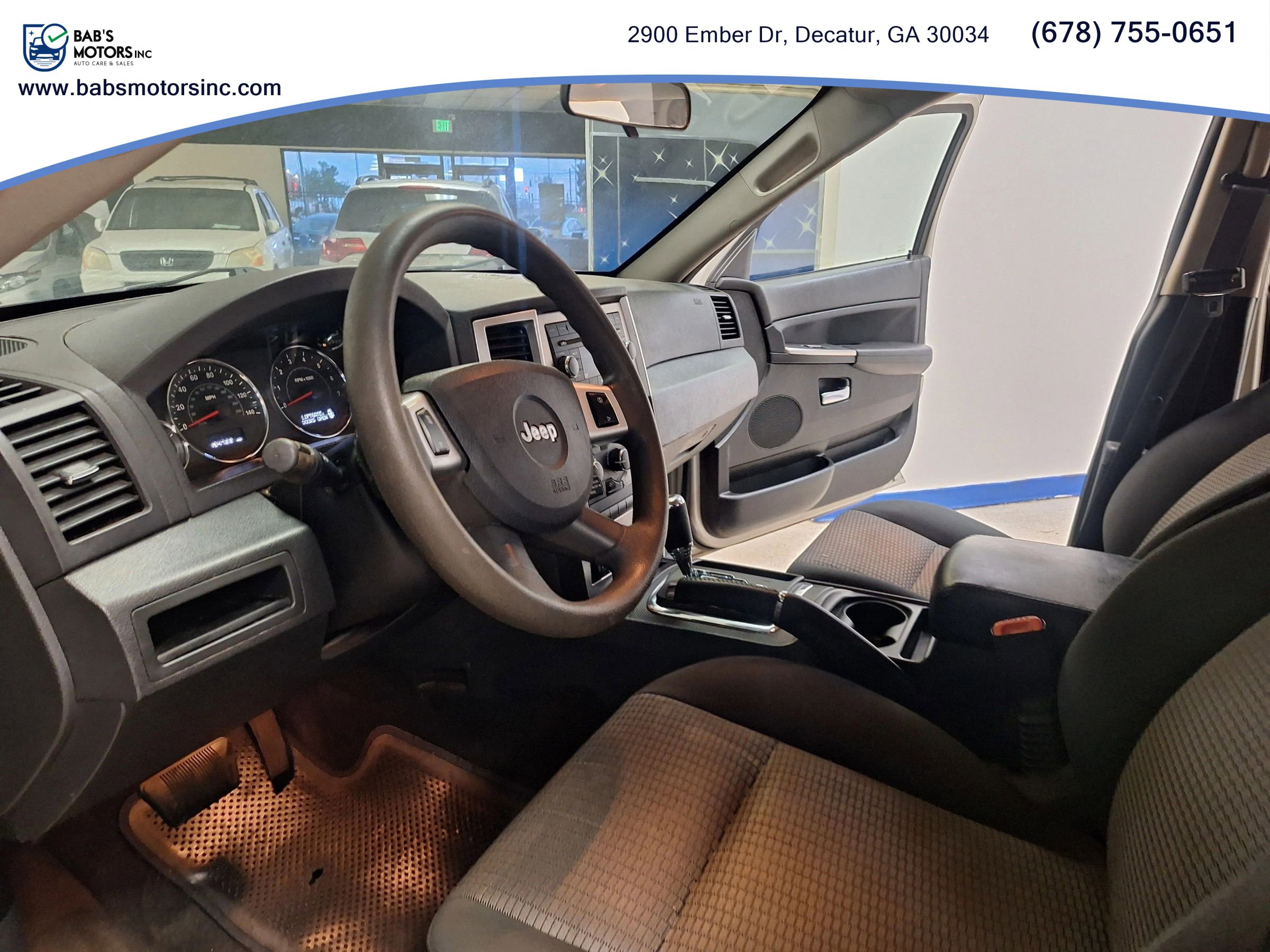 Used 2009 Jeep Grand Cherokee Laredo w/ Sun/Sound Group image 7