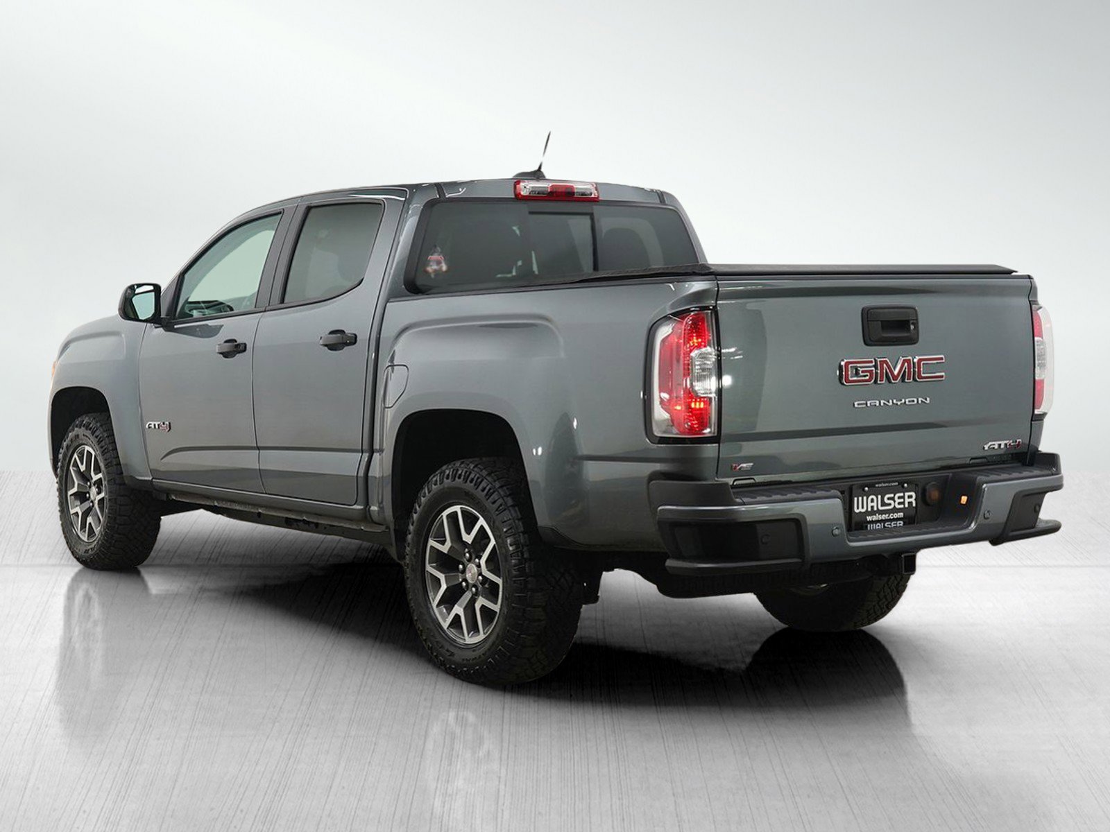 Used 2022 GMC Canyon AT4 w/ Trailering Package image 3