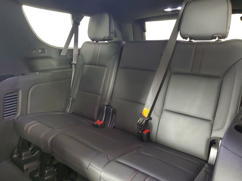 Used 2023 Chevrolet Suburban RST image 14