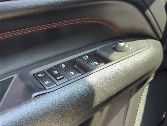 Used 2024 Jeep Compass Trailhawk image 24