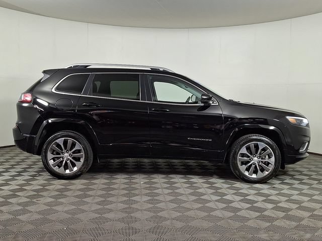 Used 2019 Jeep Cherokee Overland w/ Technology Group AWD/4WD image 10