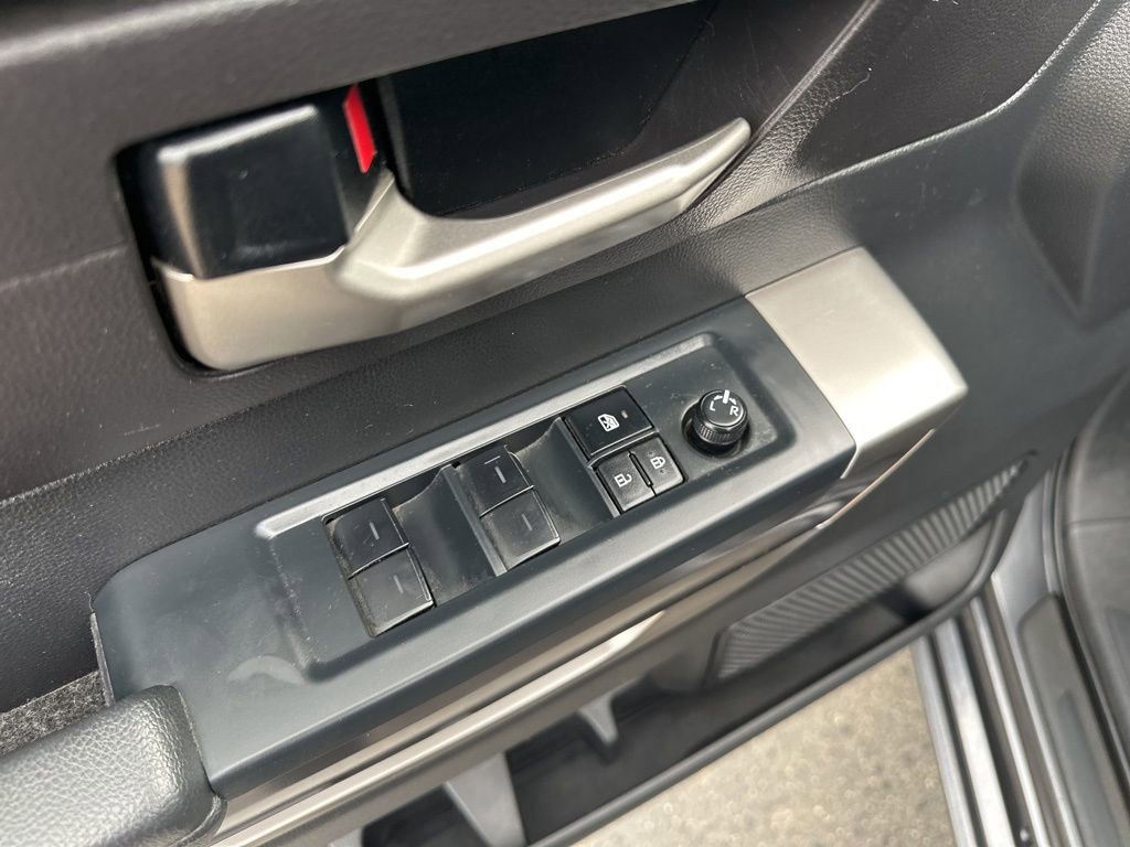 Used 2022 Toyota Tundra SR5 w/ SR5 Convenience Package image 19