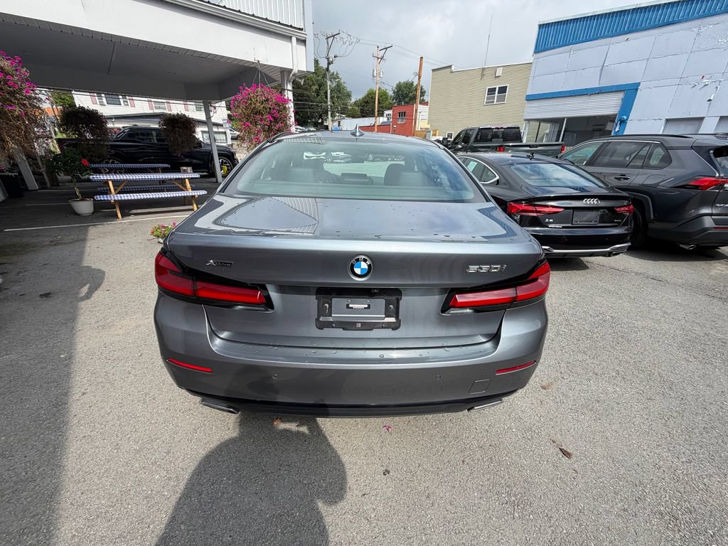 Used 2022 BMW 530i xDrive w/ Convenience Package AWD/4WD image 5