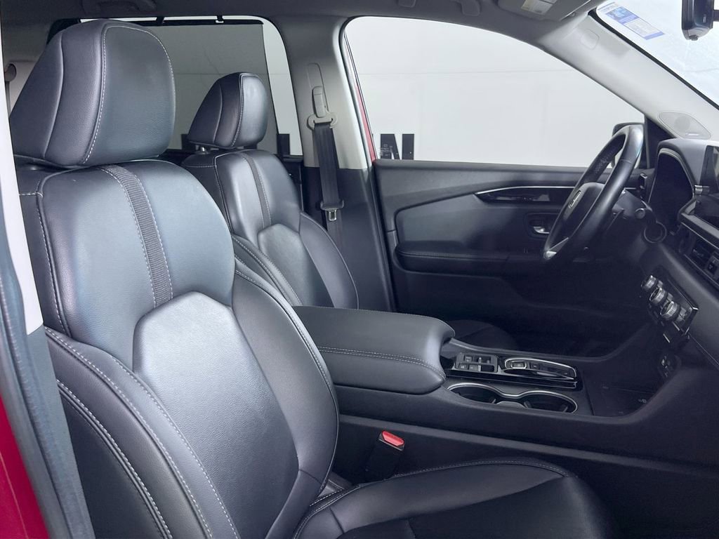 Used 2024 Honda Pilot Touring image 28