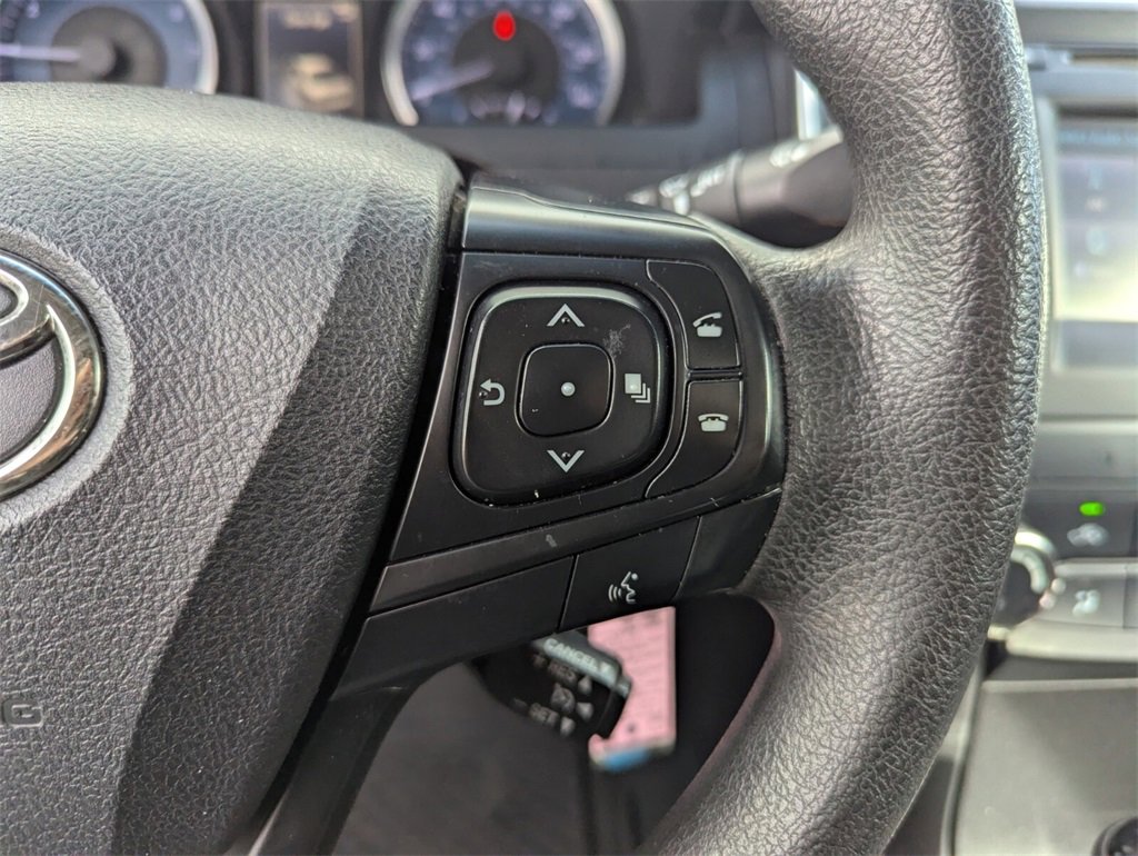 Certified 2017 Toyota Camry LE image 29