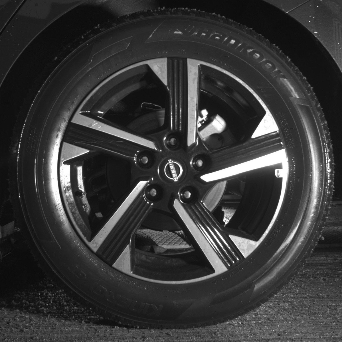 Used 2025 Nissan Sentra SV image 14