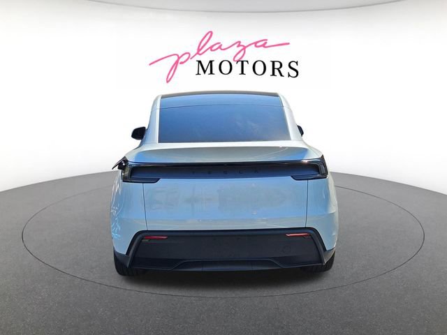 Used 2026 Tesla Model Y 2WD image 6