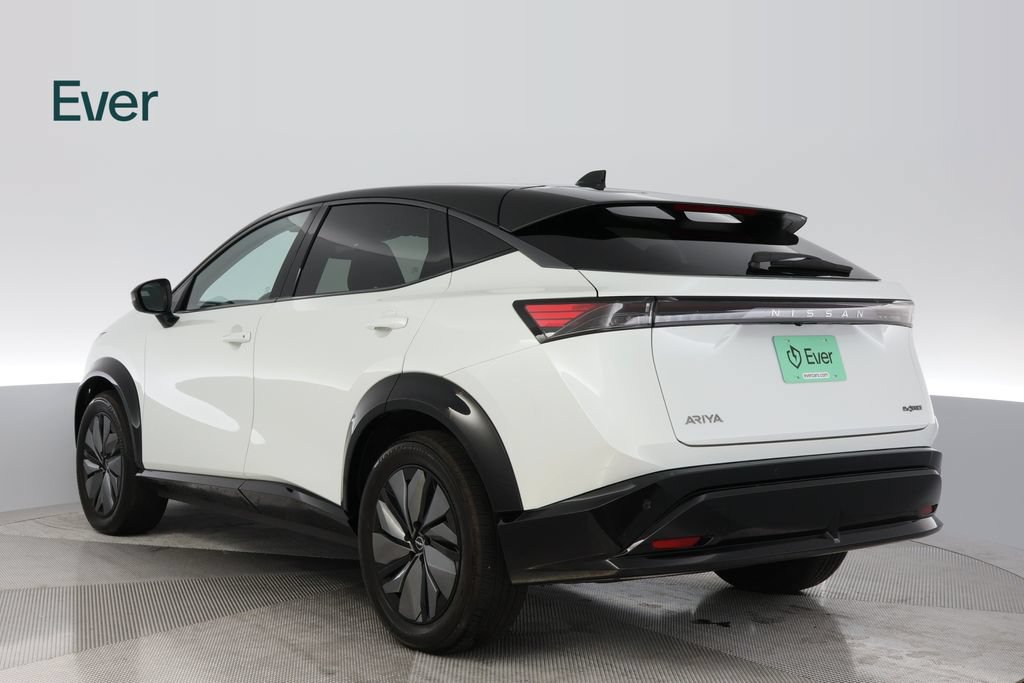 Used 2025 Nissan Ariya AWD image 14