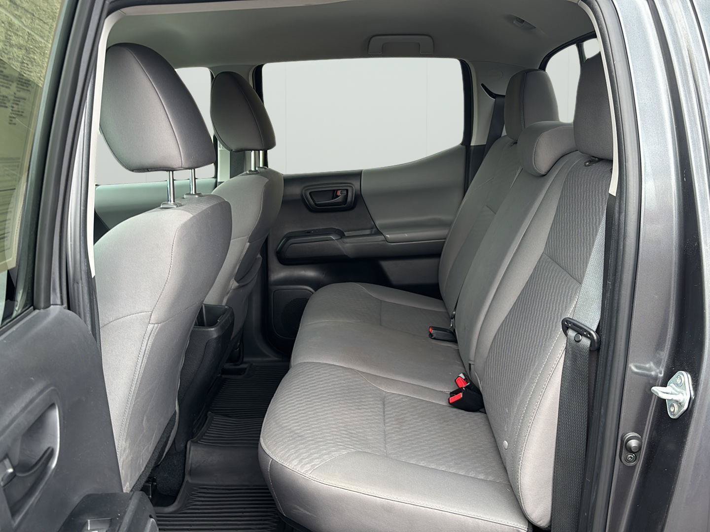 Used 2023 Toyota Tacoma SR AWD/4WD image 30