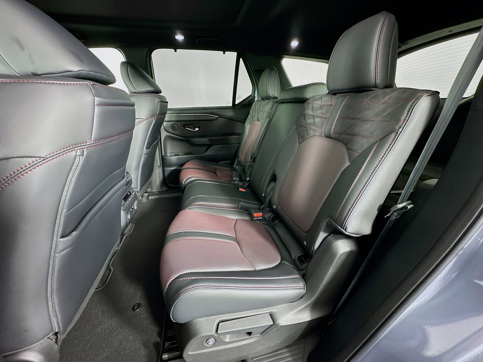 New 2026 Honda Pilot Black Edition image 26