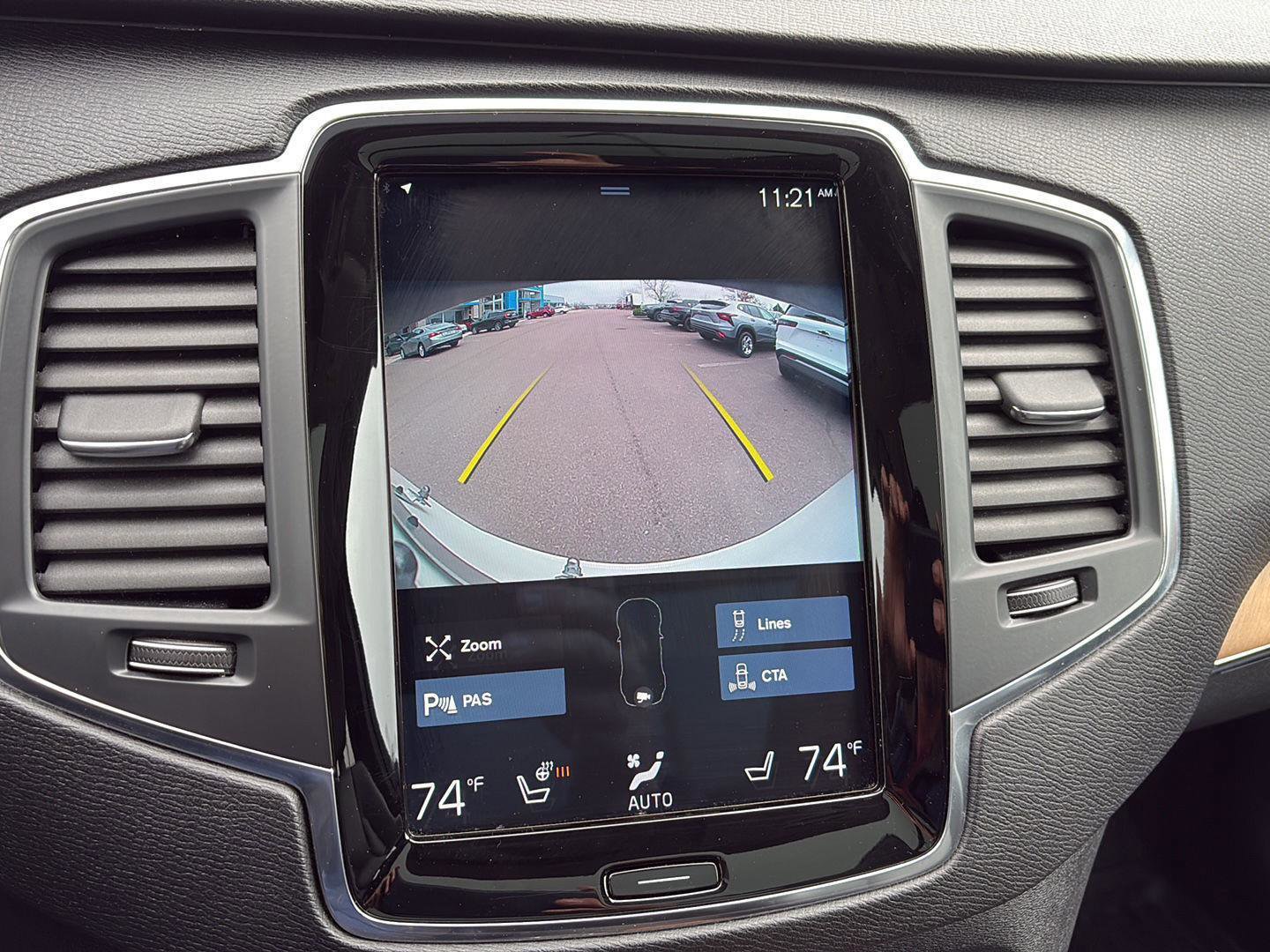 Used 2021 Volvo XC90 T6 Momentum w/ Climate Package image 20