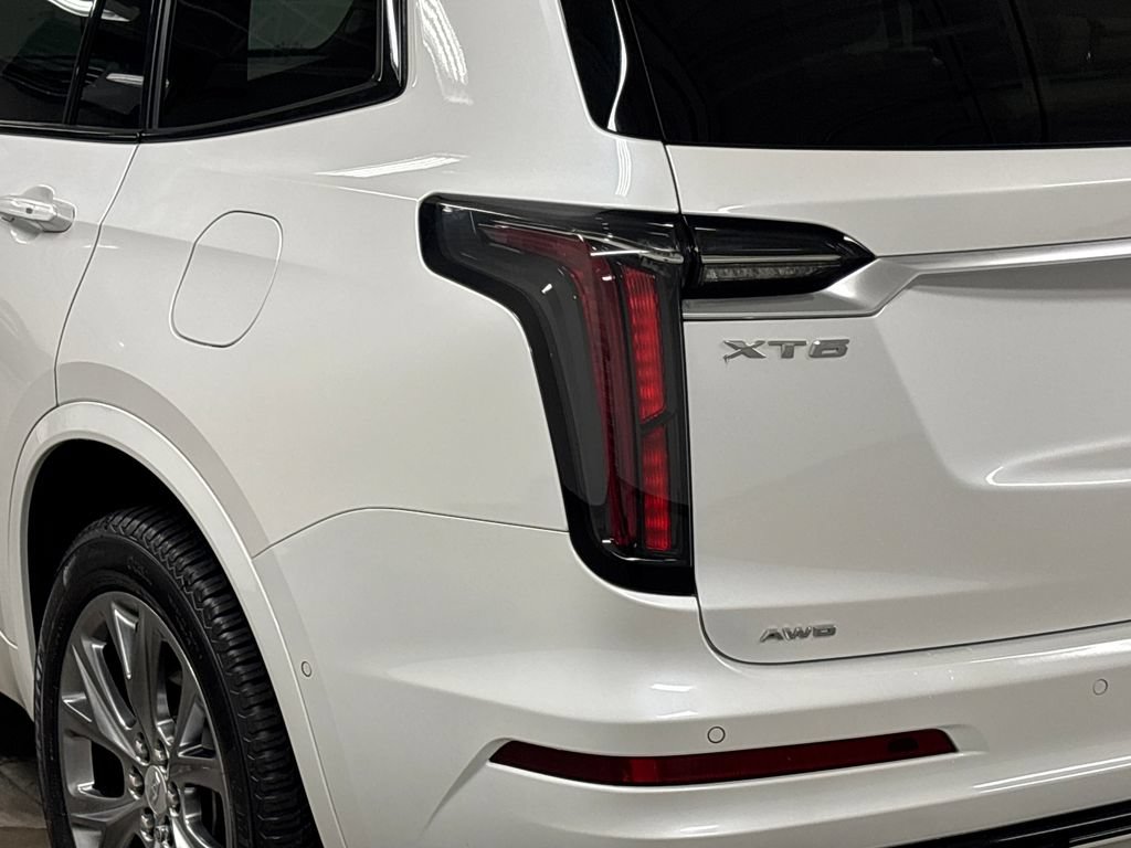 Used 2020 Cadillac XT6 Sport AWD/4WD image 17