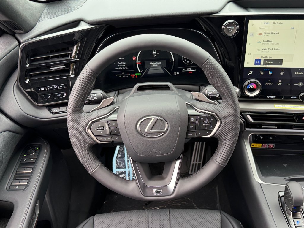 New 2026 Lexus TX 500h AWD image 15