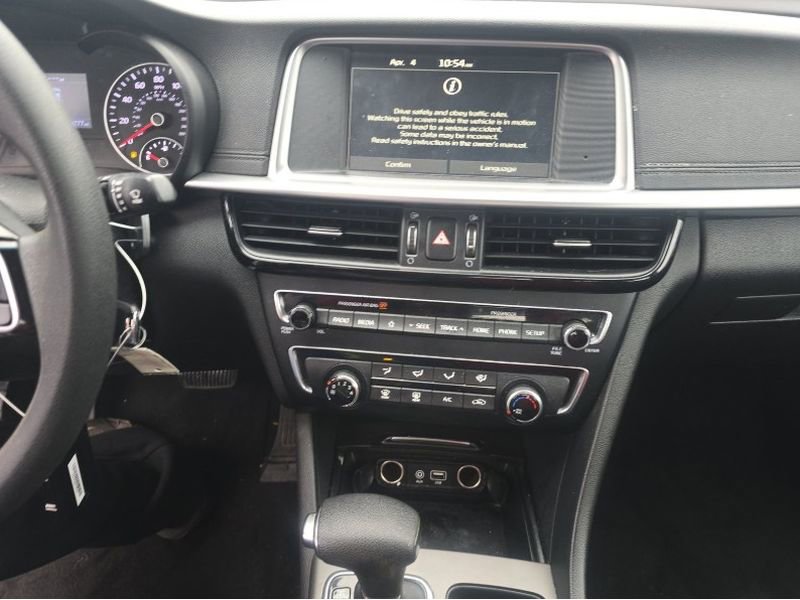 Used 2020 Kia Optima LX image 14