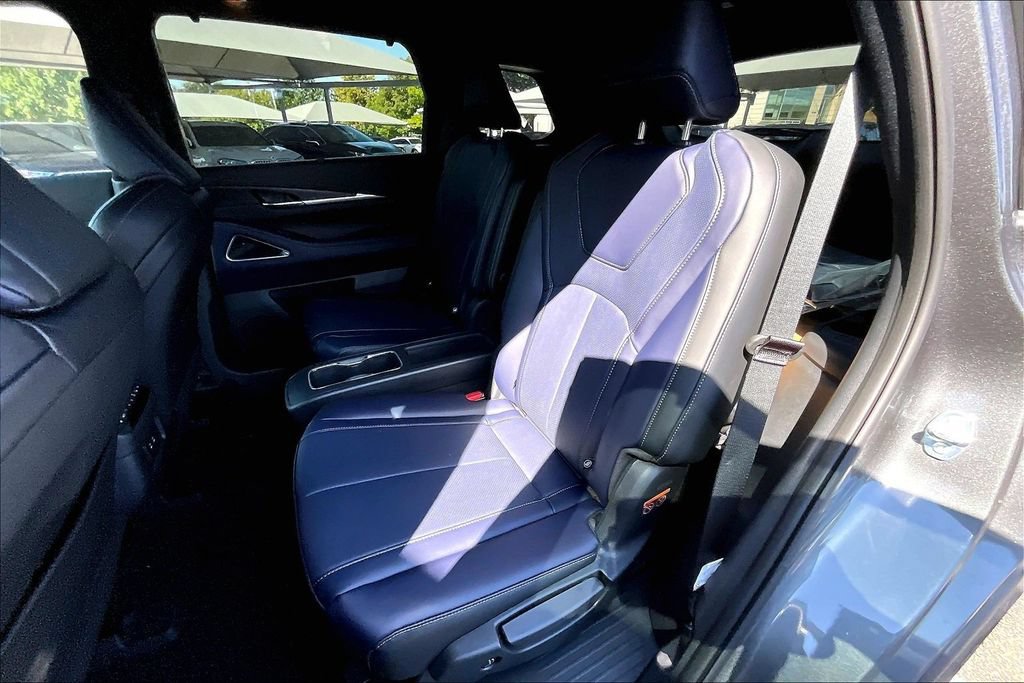 Used 2026 INFINITI QX60 Sport w/ Dark Cargo Package AWD/4WD image 12