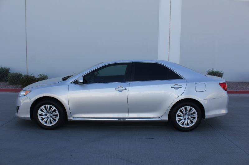 Used 2014 Toyota Camry LE FWD image 8