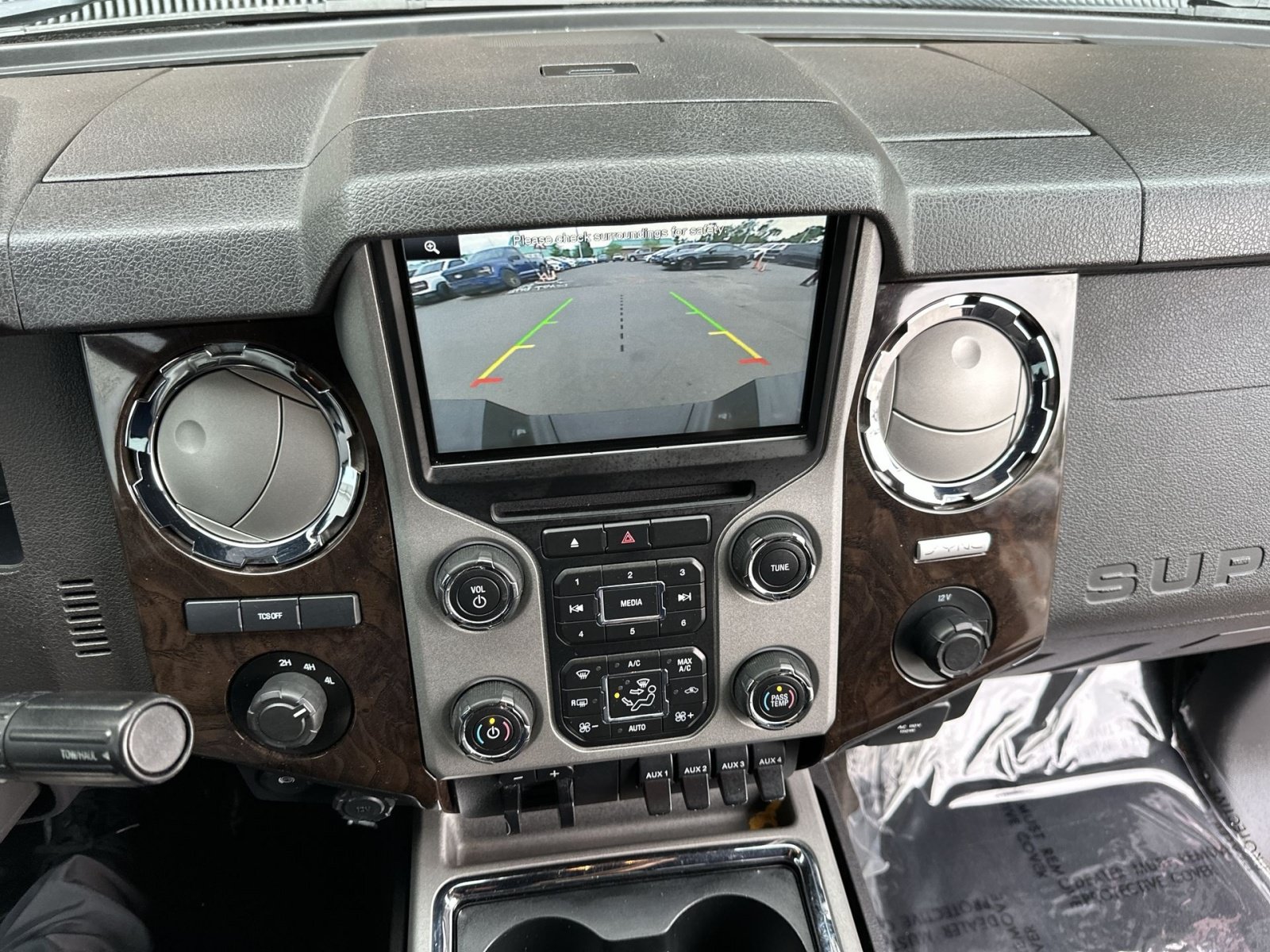 Used 2016 Ford F350 Platinum AWD/4WD image 27
