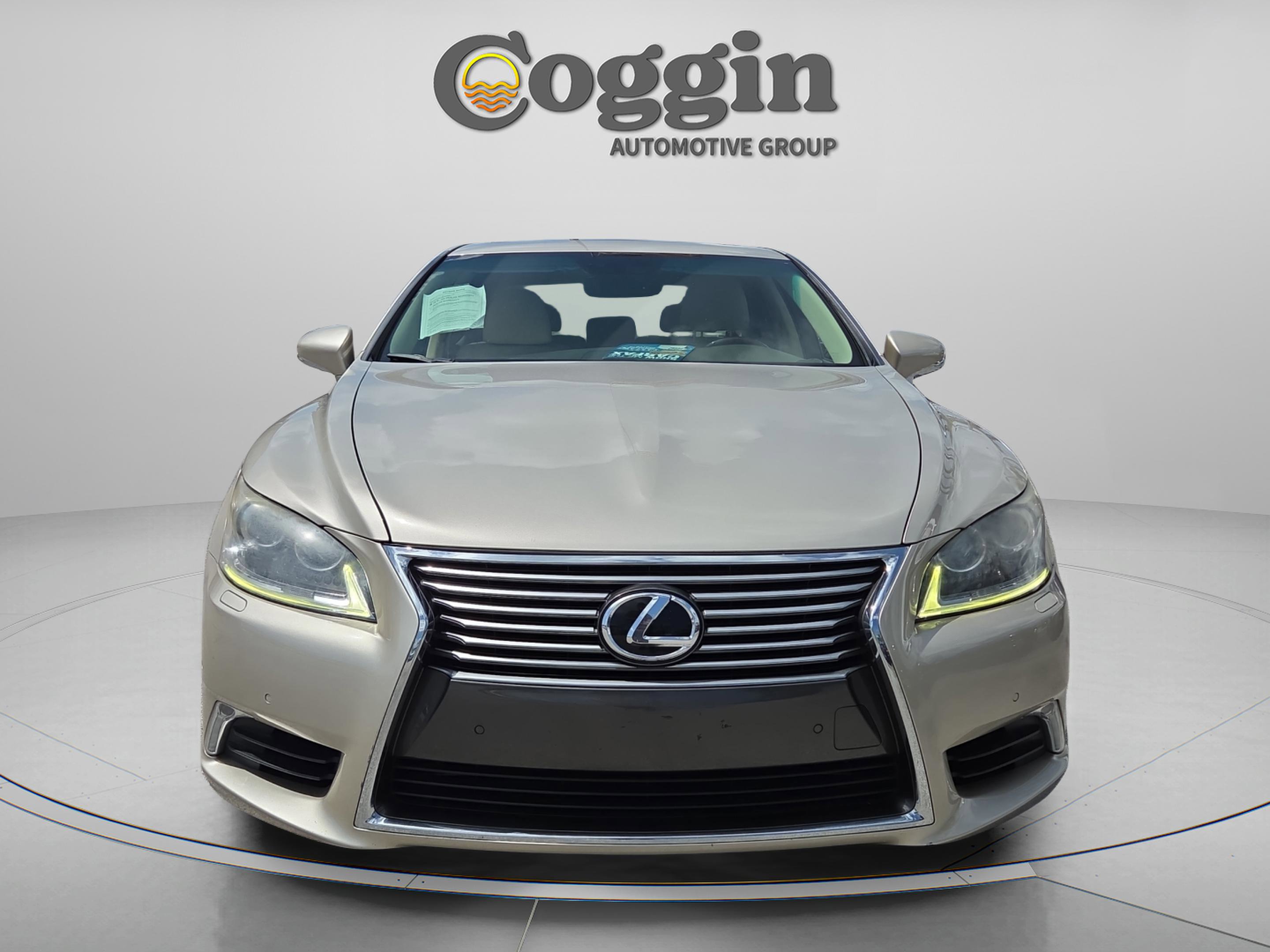 Used 2014 Lexus LS 460 AWD w/ Comfort Package image 8