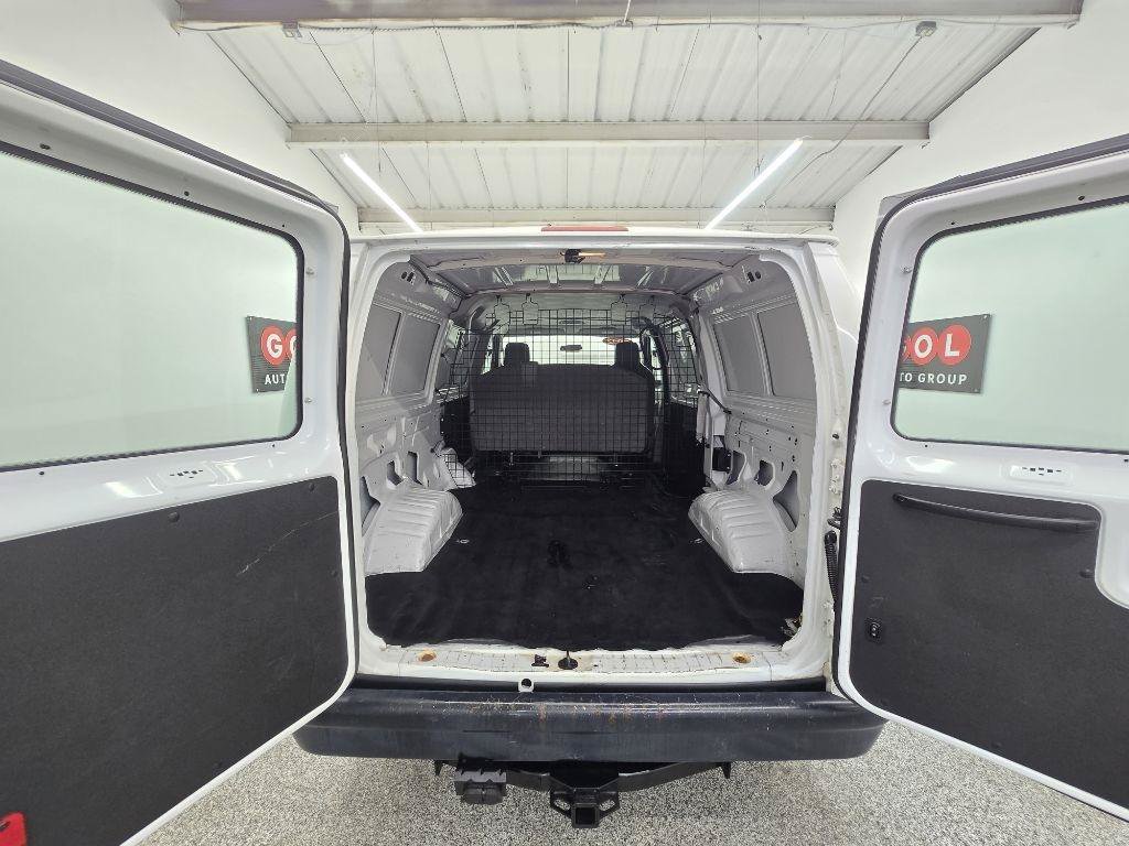 Used 2012 Ford E-150 and Econoline 150 w/ Crew Van Pkg RWD image 14