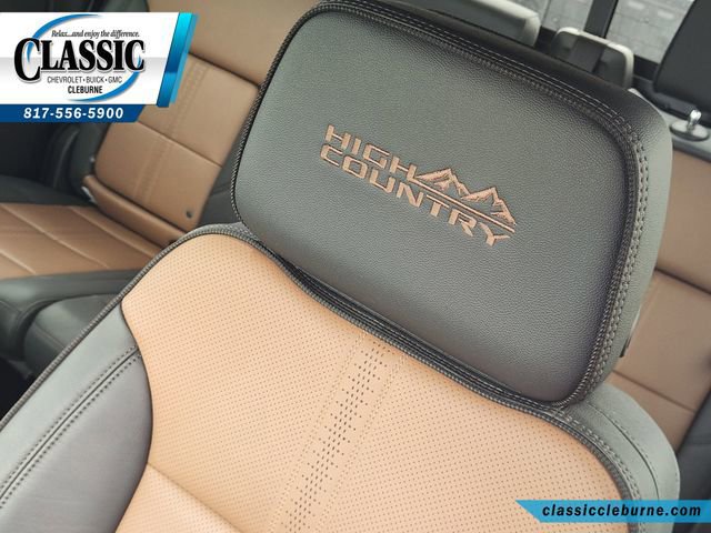 Used 2025 Chevrolet Silverado 1500 High Country AWD/4WD image 15