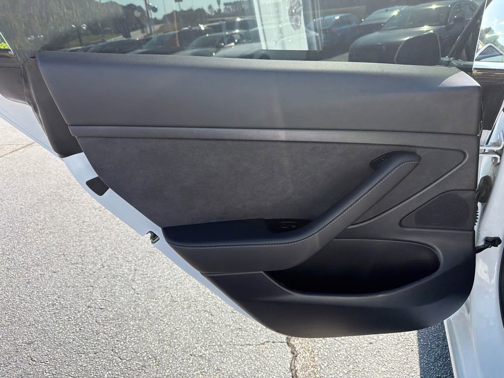 Used 2020 Tesla Model 3 Standard Range Plus RWD image 21