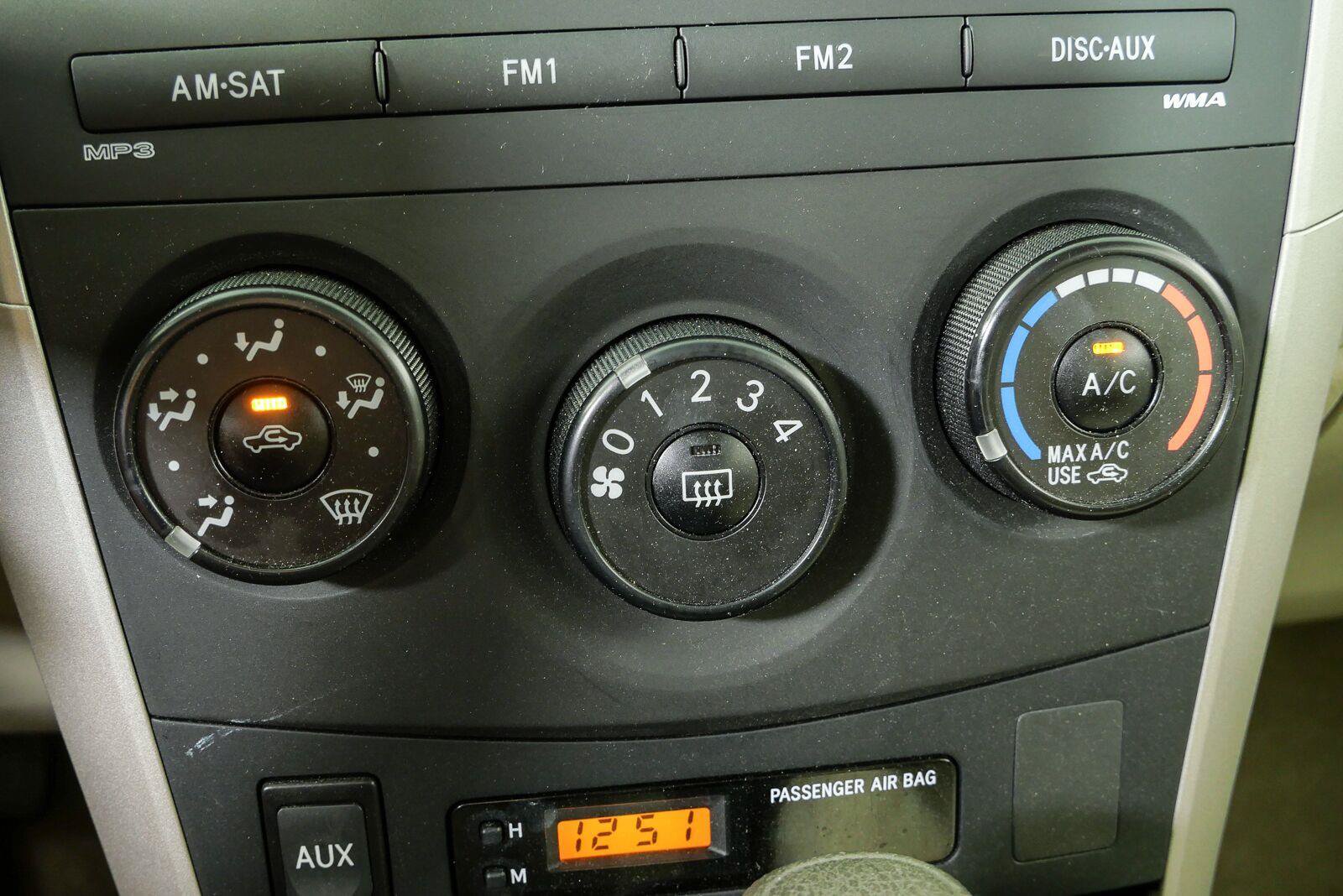 Used 2010 Toyota Corolla LE w/ LE EVP Pkg #1 FWD image 12