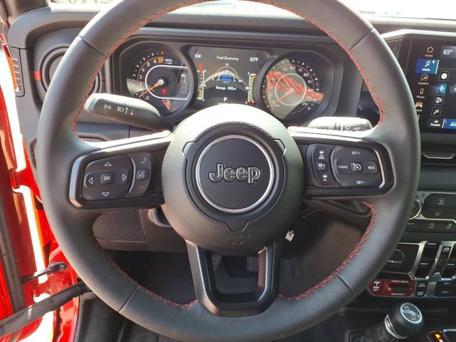 Used 2024 Jeep Gladiator Rubicon AWD/4WD image 23