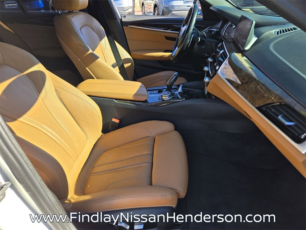Used 2019 BMW 540i w/ Convenience Package image 16