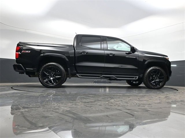 Used 2024 Chevrolet Colorado Z71 w/ Z71 Convenience Package 2 image 34