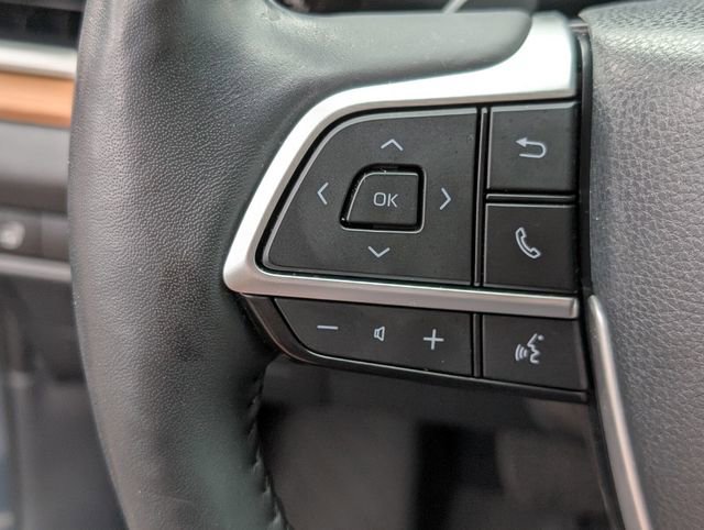 Used 2025 Toyota Grand Highlander AWD image 40