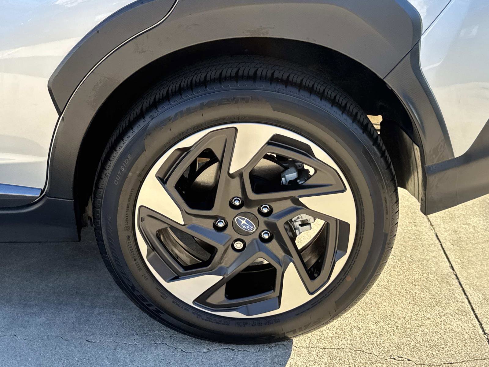 Certified 2025 Subaru Crosstrek 2.5i Limited w/ Crosstrek Mirror Package image 8