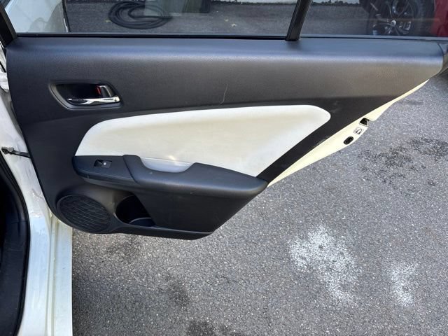 Used 2018 Toyota Prius Two w/ Prius Two Safety Plus Package FWD image 9