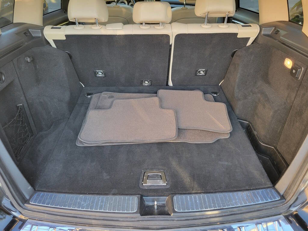 Used 2015 Mercedes-Benz GLK 250 GLK 250 BlueTEC AWD 4MATIC 4dr image 29