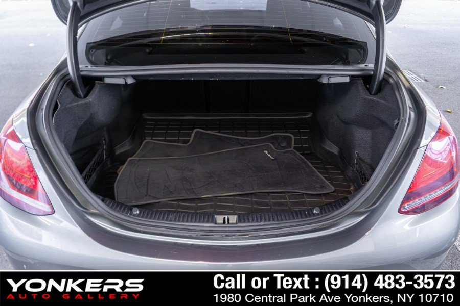 Used 2020 Mercedes-Benz C 43 AMG 4MATIC Sedan w/ Parking Assistance Package image 23
