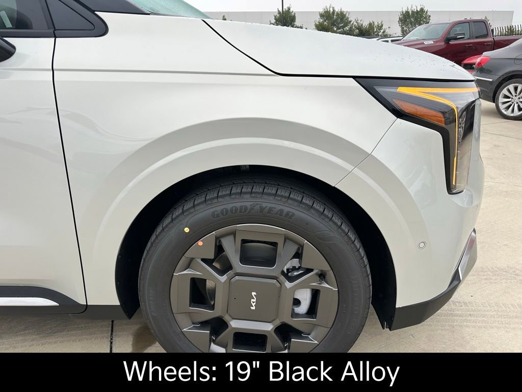 New 2026 Kia Carnival EX image 11