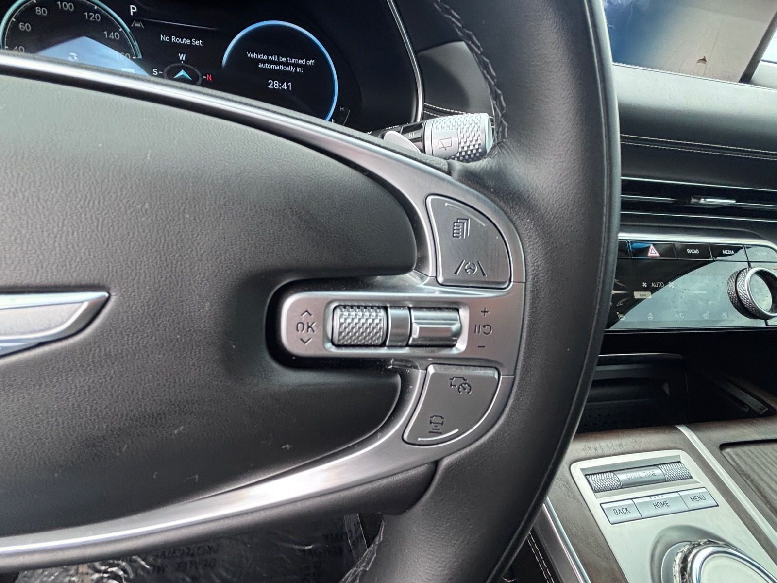 Used 2023 Genesis GV80 3.5T w/ Prestige Package AWD/4WD image 25